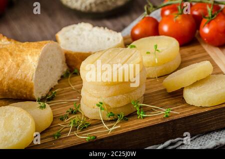 Tschechische stinkenden Käse - Olomoucke tvaruzky, Produktfoto Stockfoto