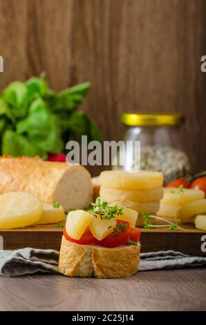 Tschechische stinkenden Käse - Olomoucke tvaruzky, Produktfoto Stockfoto
