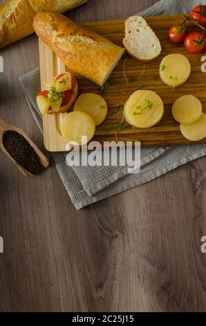 Tschechische stinkenden Käse - Olomoucke tvaruzky, Produktfoto Stockfoto
