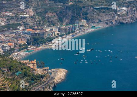 Blick über den Golf von Salerno von Ravello, Kampanien, Italien Stockfoto