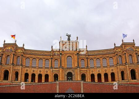 Das Maximilianeum - Sitz des Bayerischen parlaments Stockfoto