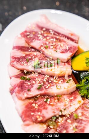 Raw premium Wagyu Beef Fleisch für japanische Yakiniku Stockfoto