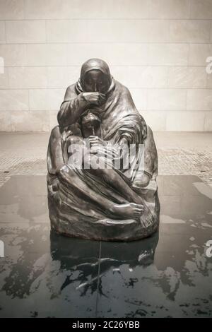 Kathe Kollwitz Pieta in der Neuen Wache, Berlin, Deutschland Stockfoto