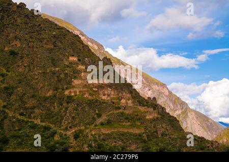 Panoramablick auf die archäologische Stätte Ollantaytambo, Cuzco, Peru Stockfoto