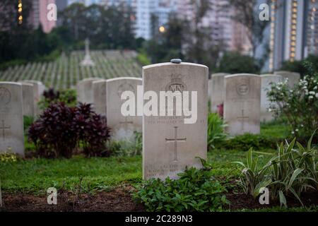 HONGKONG, HONGKONG SAR, CHINA: 25. APRIL 2020. Sai Wan war Cemetery ist ein Militärfriedhof in Chai Wan, Hongkong, die im Jahr 1946 gebaut wurde Stockfoto