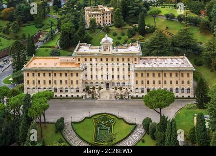Palast des Governorats des Staates der Vatikanstadt. Stockfoto