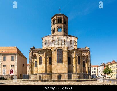 Kirche Saint Austremoine. Romanische Kunst. Issoire. Puy de Dome. Auvergne. Frankreich. Europa Stockfoto