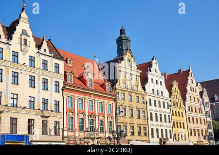 Bunte Häuser am Marktplatz in Wroclaw, Polen Stockfoto