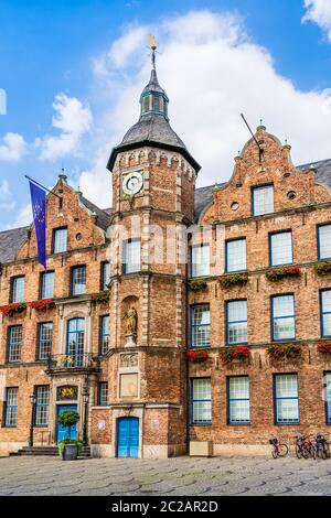 Düsseldorf, Westrheinwestfalen: Das Rathaus am Altstadtmarkt Stockfoto