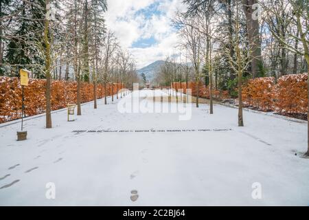 Schneebedeckte Gärten. La Granja de San Ildefonso, Provinz Segovia, Castilla Leon, Spanien. Stockfoto