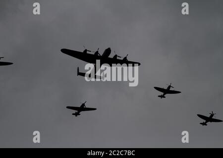 Ein Londoner Überflug während des Queens Jubilee Stockfoto