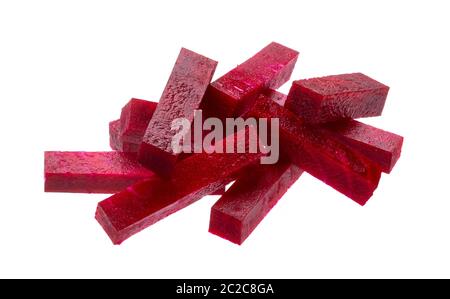 Rote Bete in Scheiben geschnitten auf weißem Hintergrund Stockfoto