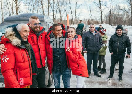 MOSKAU REGION, FRYAZINO, GREBNEVO ESTATE - MÄRZ 09 2019: Samy Naceri Französisch Schauspieler von Taxi-Filme und sein Bruder Bibi Nacery vis Stockfoto