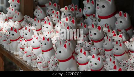 Gotokuji Schrein mit vielen Katzenstatuen Stockfoto