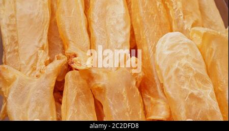 Getrockneter Fisch, der aus nächster Nähe mäh Stockfoto