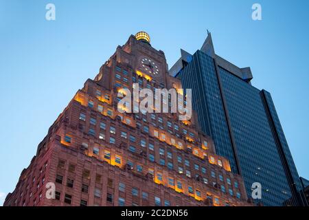 New York City / USA - JUL 13 2018: Blick auf Paramount Building in Midtown Manhattan Stockfoto