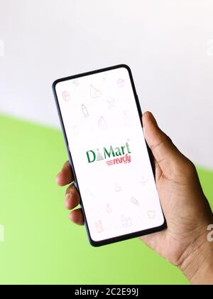 Assam, indien - 09. Juni 2020 : Dmart eine Online-Lebensmittel-Shopping-App. Stockfoto