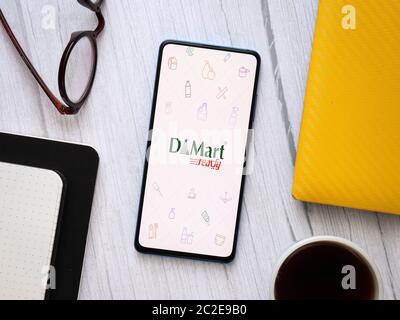 Assam, indien - 09. Juni 2020 : Dmart eine Online-Lebensmittel-Shopping-App. Stockfoto