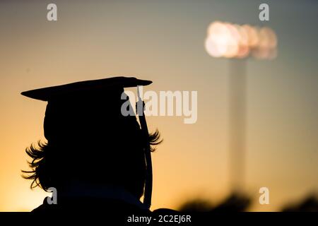 Die Sherman High School Class of 2020 Zeremonie findet am 13. Juni im Bearcat Stadium in Sherman, TX statt. Stockfoto