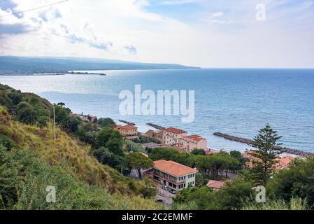 Ansicht der kalabrischen Küste in Pizzo, Italien Stockfoto