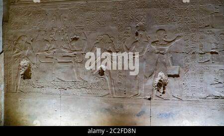 Tempel von Seti I in Abydos. Heute ist Abydos für den Gedenkstempel von Seti I, die eine Inschrift aus dem neunzehnten Dynastie kennen enthält bemerkenswert Stockfoto