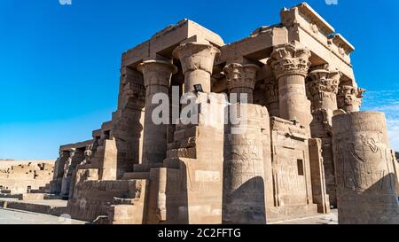 Tempel von Kom Ombo. Kom Ombo ist eine landwirtschaftliche Stadt in Ägypten berühmt für den Tempel von Kom Ombo. Es war ursprünglich eine ägyptische Stadt namens Nubt, meani Stockfoto