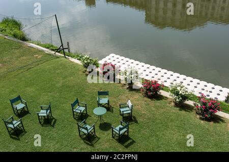 Italien, Toskana, Florenz Juli 09 2018 Garten in der Nähe des Flusses Arno. Stockfoto