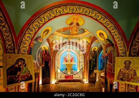 Das Innere des St. Photios National Shrine ist am 11. April 2015 in St. Augustine, Florida, abgebildet. Stockfoto