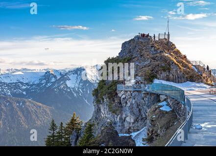 Aussichtsplattform auf dem Gipfel des Wendelsteins Stockfoto