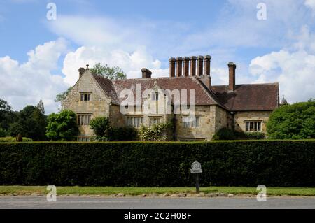 Bateman's, ein Eisenmeisterhaus aus dem 17. Jahrhundert in der Nähe des Burwash in East Sussex. Es war das Haus von Rudyard Kipling von 1902 bis zu seinem Tod im Jahr 1936. Stockfoto