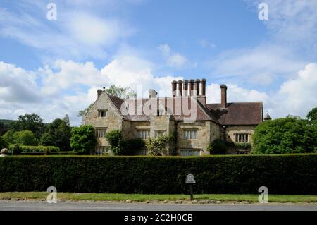 Bateman's, ein Eisenmeisterhaus aus dem 17. Jahrhundert in der Nähe des Burwash in East Sussex. Es war das Haus von Rudyard Kipling von 1902 bis zu seinem Tod im Jahr 1936. Stockfoto