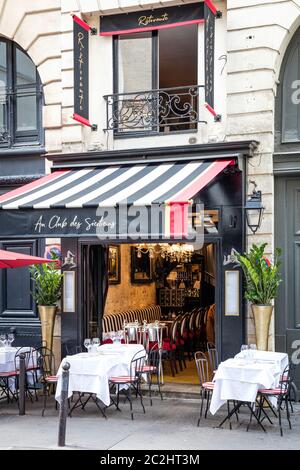 Cafe - Au Club des Siciliens in Saint Germain des Pres, Paris, Ile-de-France, Frankreich Stockfoto