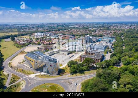 Luftaufnahme der Bournemouth University, Talbot Campus Gebäude von oben zeigt die Arts University Bournemouth, das Student Village, Fusion BU Stockfoto
