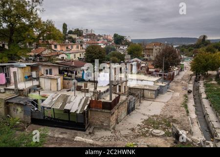 Roma Slum in Varna Bulgarien Stockfoto