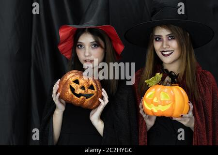 Junge Jugendlich Madchen Mit Halloween Make Up Stockfotografie Alamy