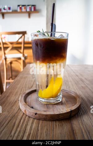 Signature Drink von Eistee pfirsich Kaffee schwarz, Foto Stockfoto