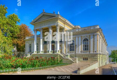 Odessa, Ukraine - 10.14.2019. Das Archäologische Museum in Odessa, Ukraine an einem sonnigen Herbsttag Stockfoto