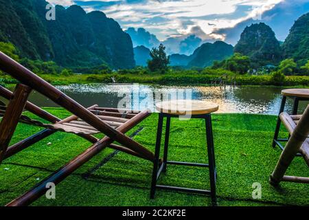 Trang an, eine malerische Gegend in der Nähe von Ninh Binh, Vietnam wurde 2014 zum UNESCO-Weltkulturerbe erklärt Stockfoto