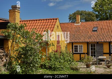 Traditionelle bunte Fachwerkhäuser auf der Insel Bornholm in Svaneke Dänemark Stockfoto