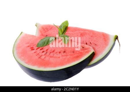 zwei Wasser-Melonenscheiben, isoliert auf weißem Hintergrund Stockfoto