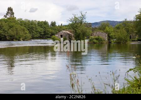 Azenhas de Adaufe, alten Mühlen am Fluss nördlich von portugal Stockfoto