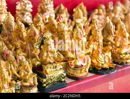 Ganesha goldene Statuen im Wat Po Tempel, Thailand Stockfoto
