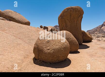 Felsformationen in der Spitzkoppe Namib Wüste Nam Stockfoto