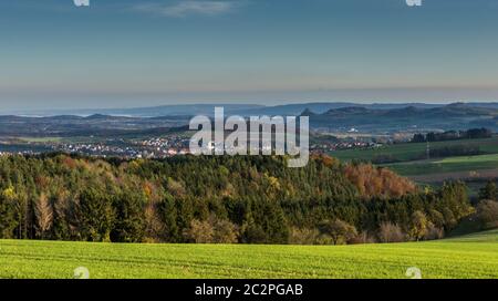 Blick über die herbstlichen Hegau Landschaft in der Nähe von Bodensee, Deutschland Stockfoto
