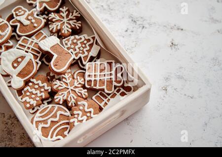 Sammlung von verschiedenen geformten Lebkuchen Christmas cookies Stockfoto