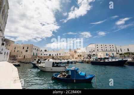 Boote in Region Monopoli, Apulien Stockfoto