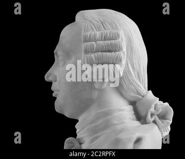 Moskau, Russland, 23. Oktober 2019: Das Denkmal, die Büste des russischen Wissenschaftlers Lomonossow Michail Wassiljewitsch, ist in errichtet Stockfoto