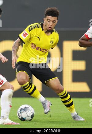 Dortmund, 17. Juni 2020, Jadon Malik SANCHO, BVB 7 beim 1.Bundesliga Spiel BORUSSIA DORTMUND - 1.FSV MAINZ 05 in der Saison 2019/2020 Uhr Spieltag 32. BVB Foto: © Peter Schatz / Alamy Live News / Jürgen Fromme / firoportsphoto / POOL - die DFL-VORSCHRIFTEN VERBIETEN DIE VERWENDUNG VON FOTOGRAFIEN als BILDSEQUENZEN und/oder QUASI-VIDEO - Nationale und internationale Nachrichtenagenturen OUT redaktionelle Verwendung Stockfoto