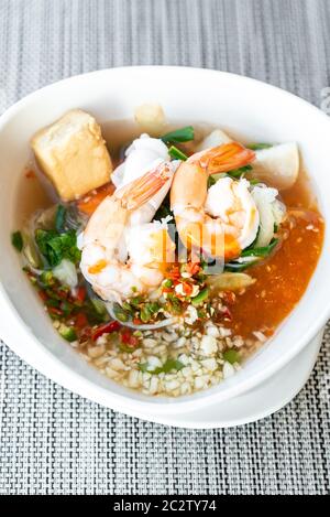 Meeresfrüchte thai Sukiyaki Stockfoto