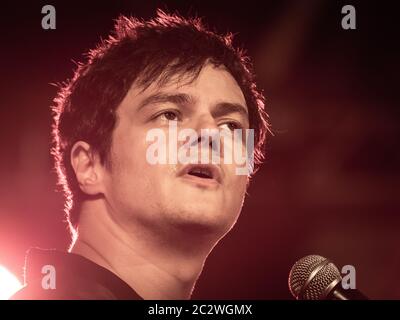 Odense, Dänemark. August 2019. Der englische Sänger, Songwriter und Musiker Jamie Cullum spielt ein Live-Konzert während des dänischen Folk- und Blues-Festivals Jam Days 2019 in Odense. (Foto: Gonzales Photo - Kent Rasmussen). Stockfoto